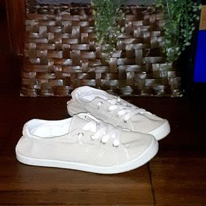 Jelly Pop Dallas Lace up cream shoes